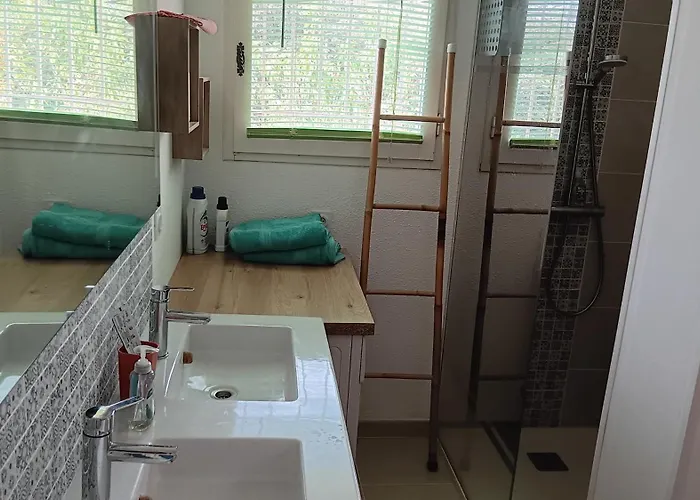 Holiday home Maison Pour 6 Avec Piscine *